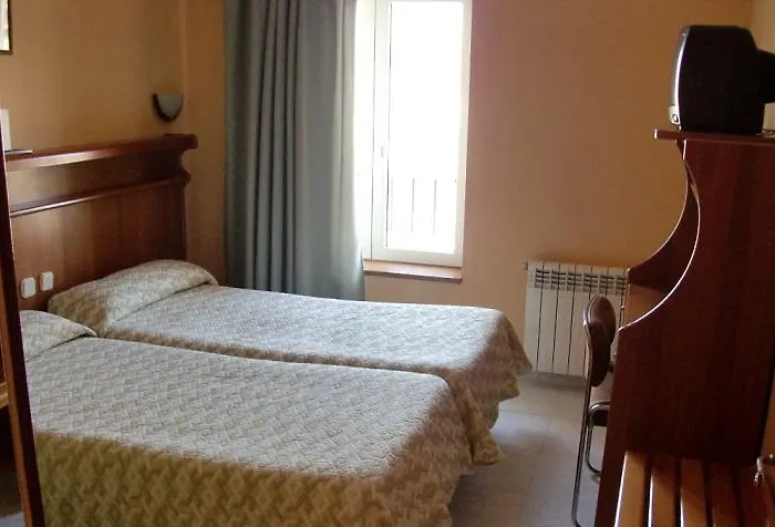 Narcea Hotel Valles (Reocin)