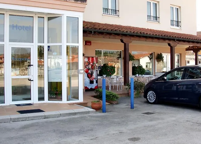 Narcea Hotel Valles (Reocin)